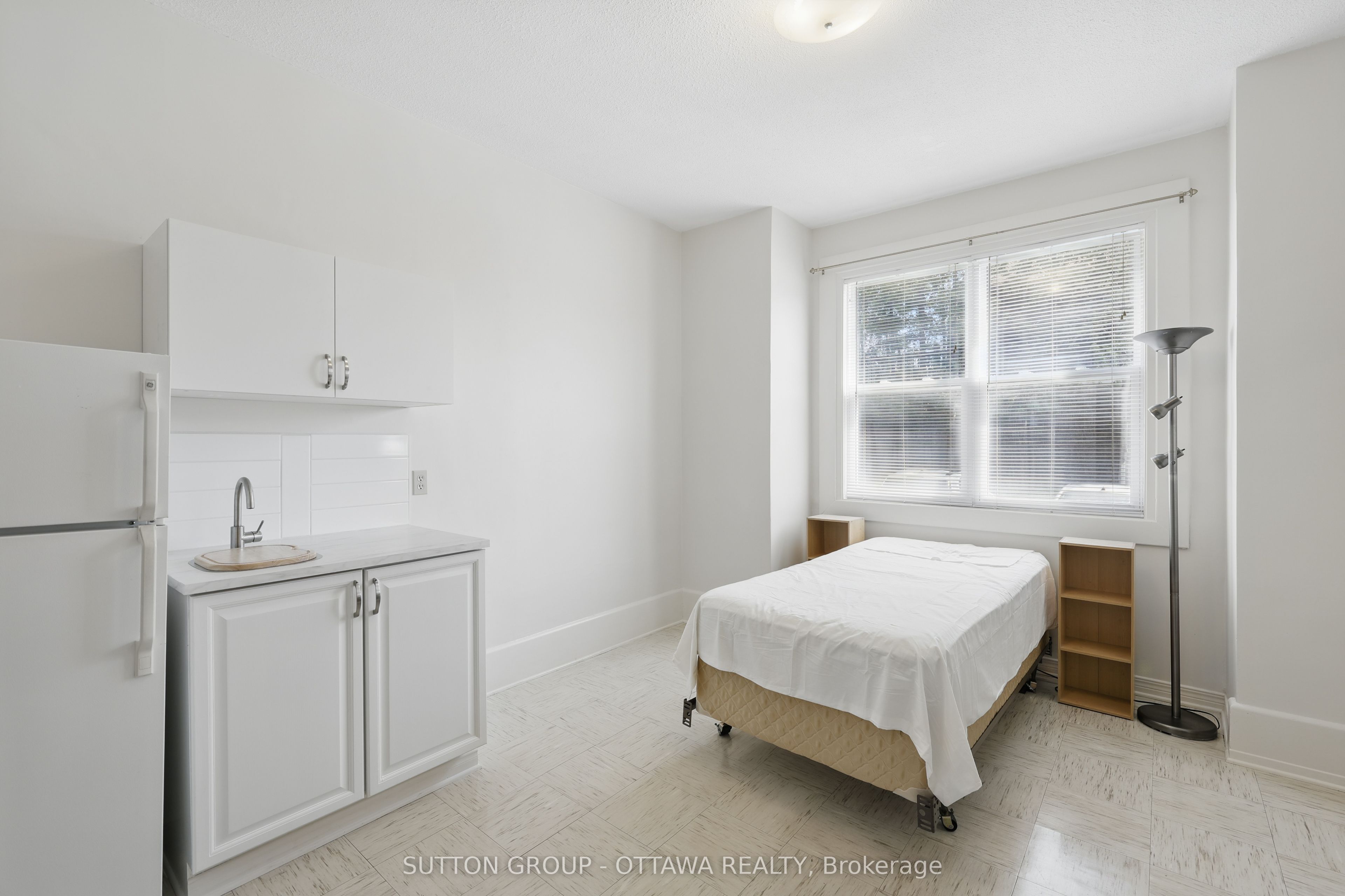 265 Parkdale Avenue Property Photo 18