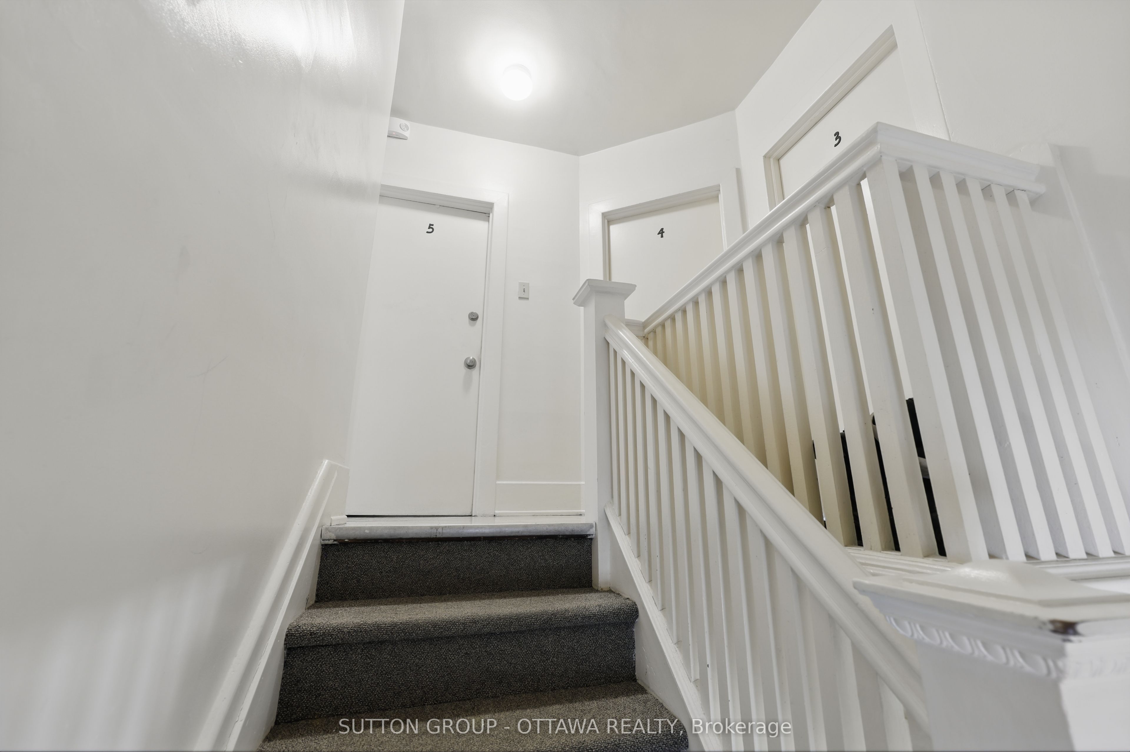 265 Parkdale Avenue Property Photo 23