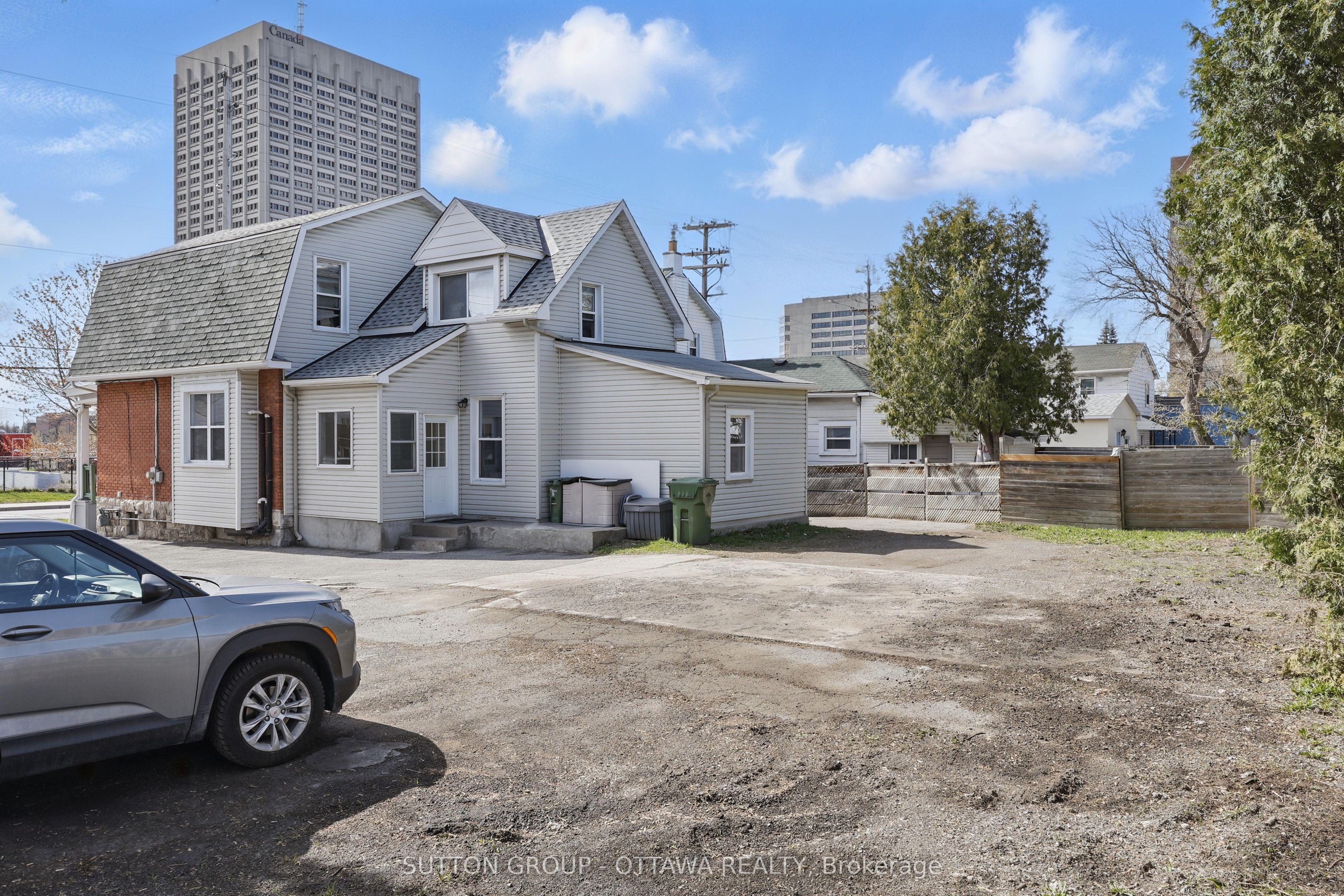 265 Parkdale Avenue Property Photo 36
