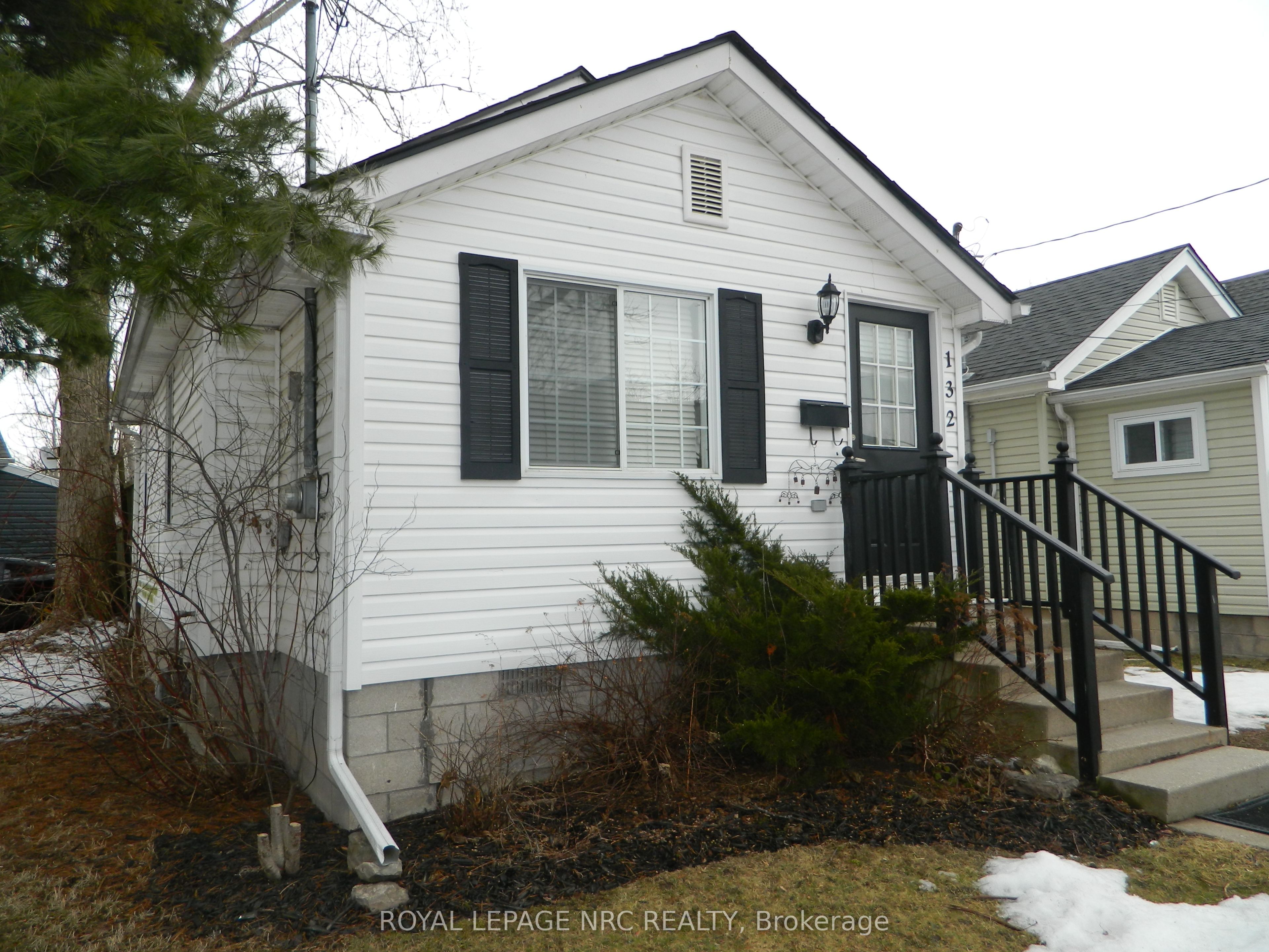 132 Albert St Property Photo 1