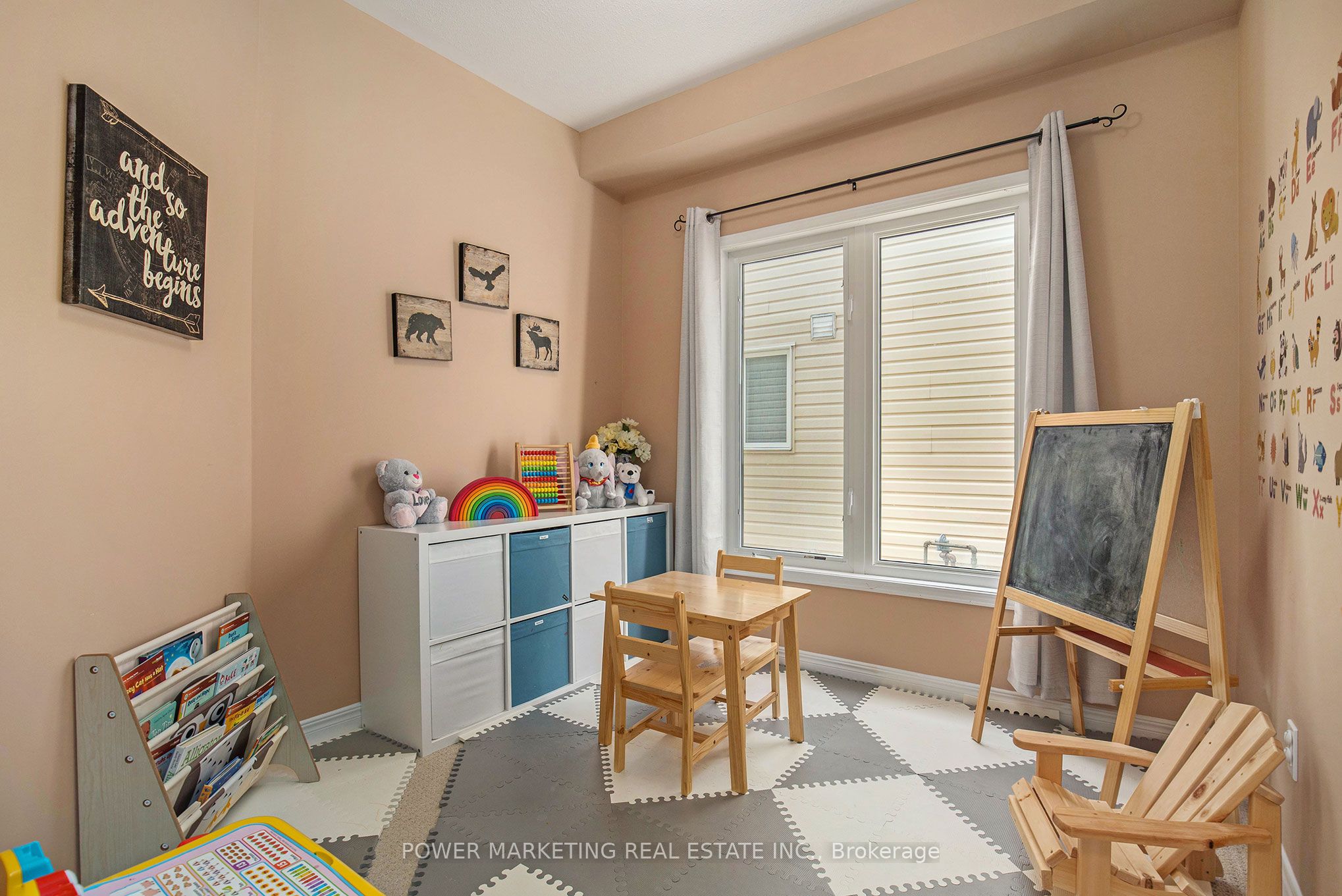 141 Finn Court Property Photo 12