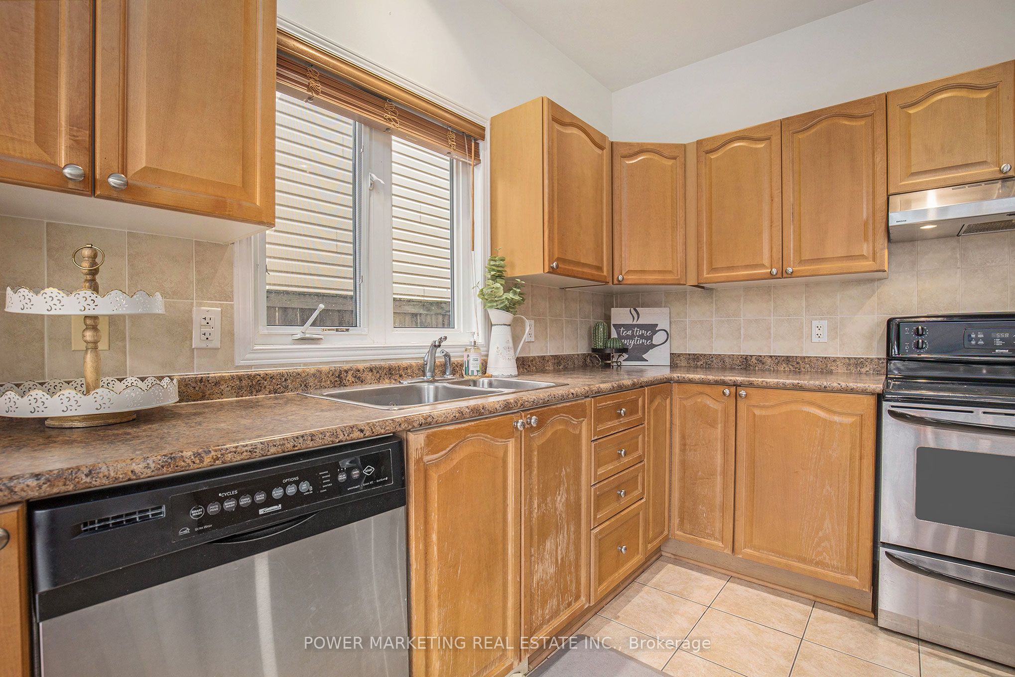 141 Finn Court Property Photo 25
