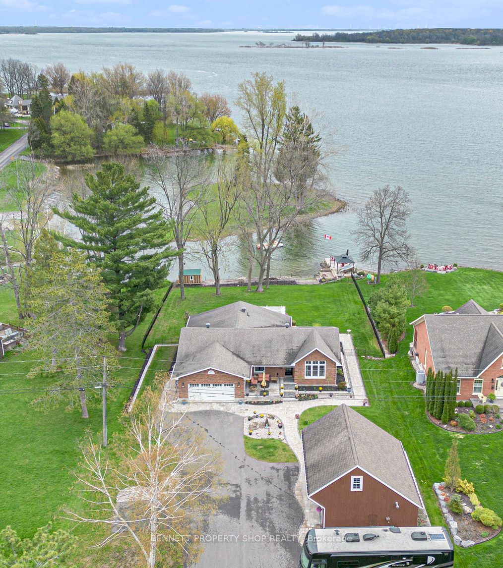 16084 Lakeside Drive Property Photo 1