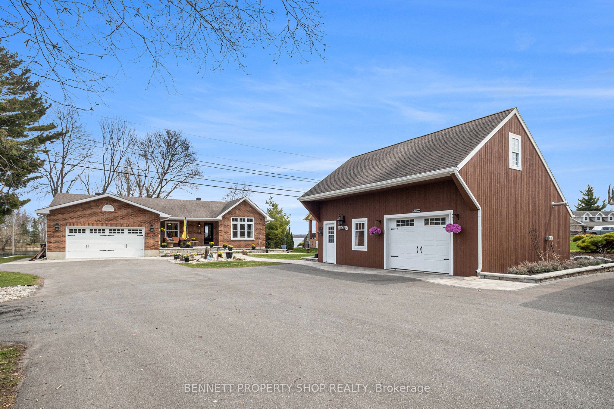 16084 Lakeside Drive Property Photo 4