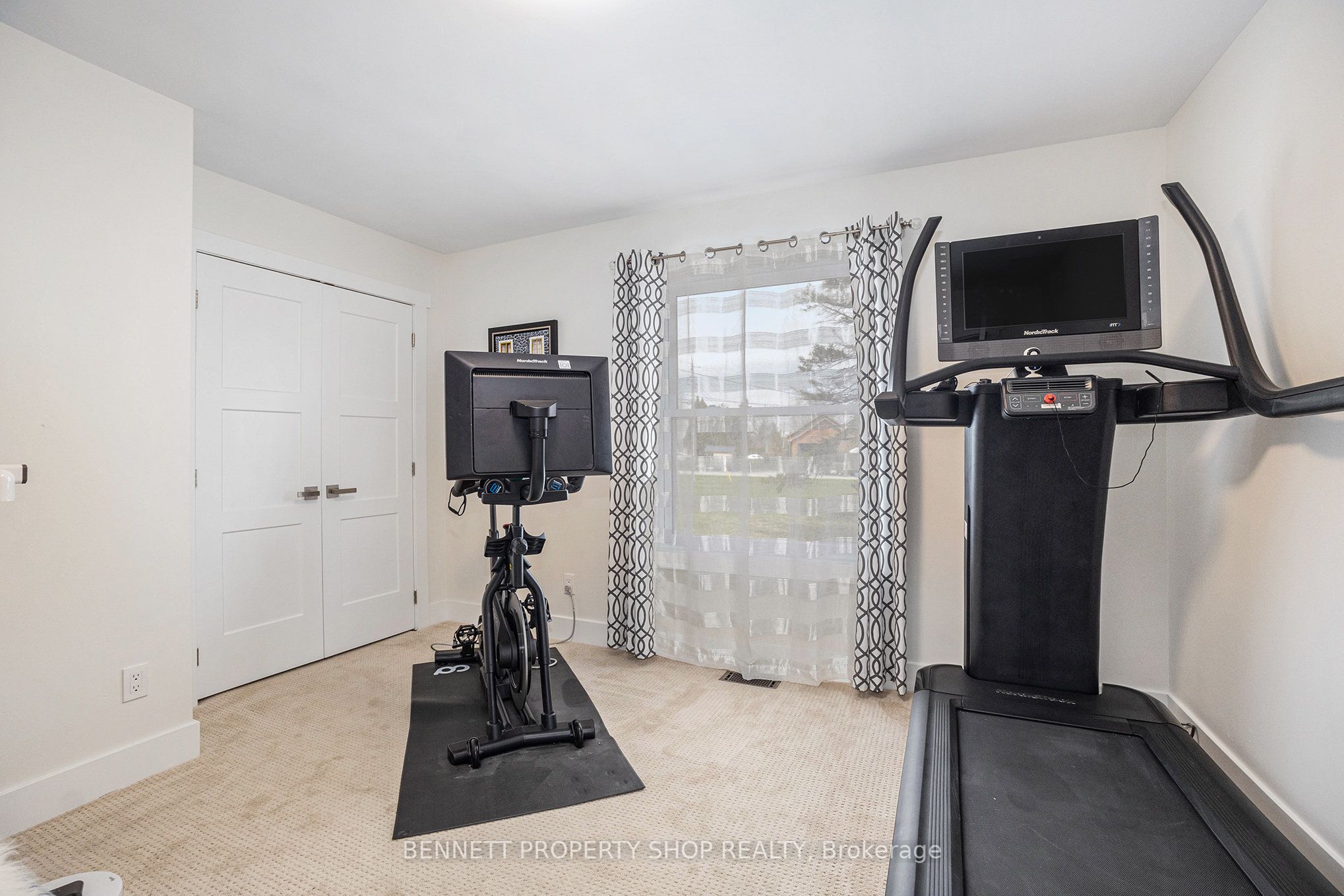 16084 Lakeside Drive Property Photo 19