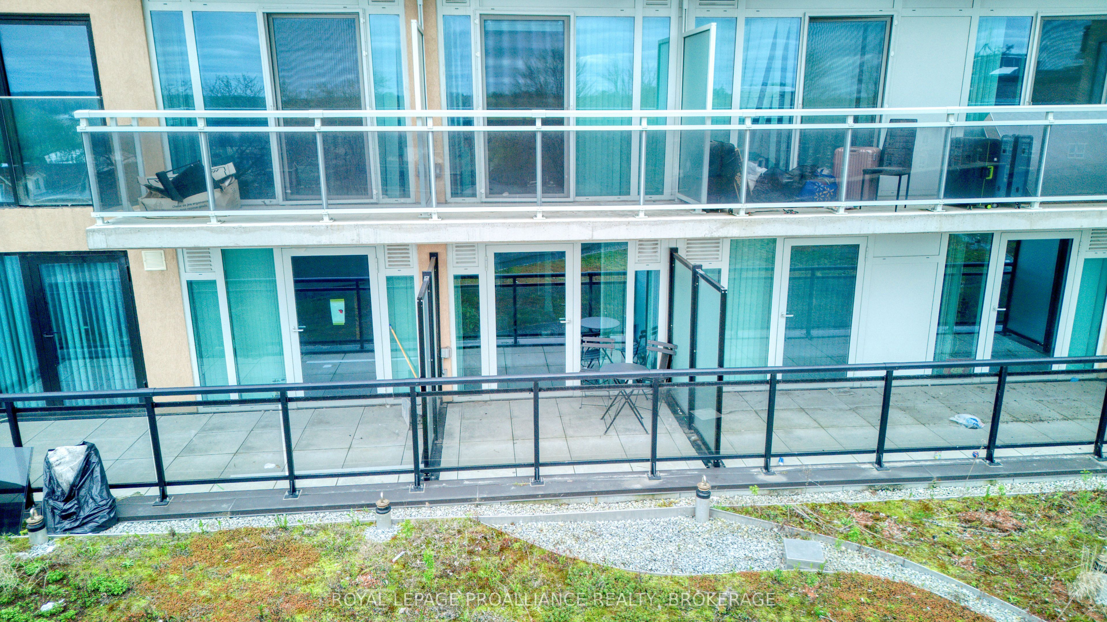 652 Princess St Property Photo