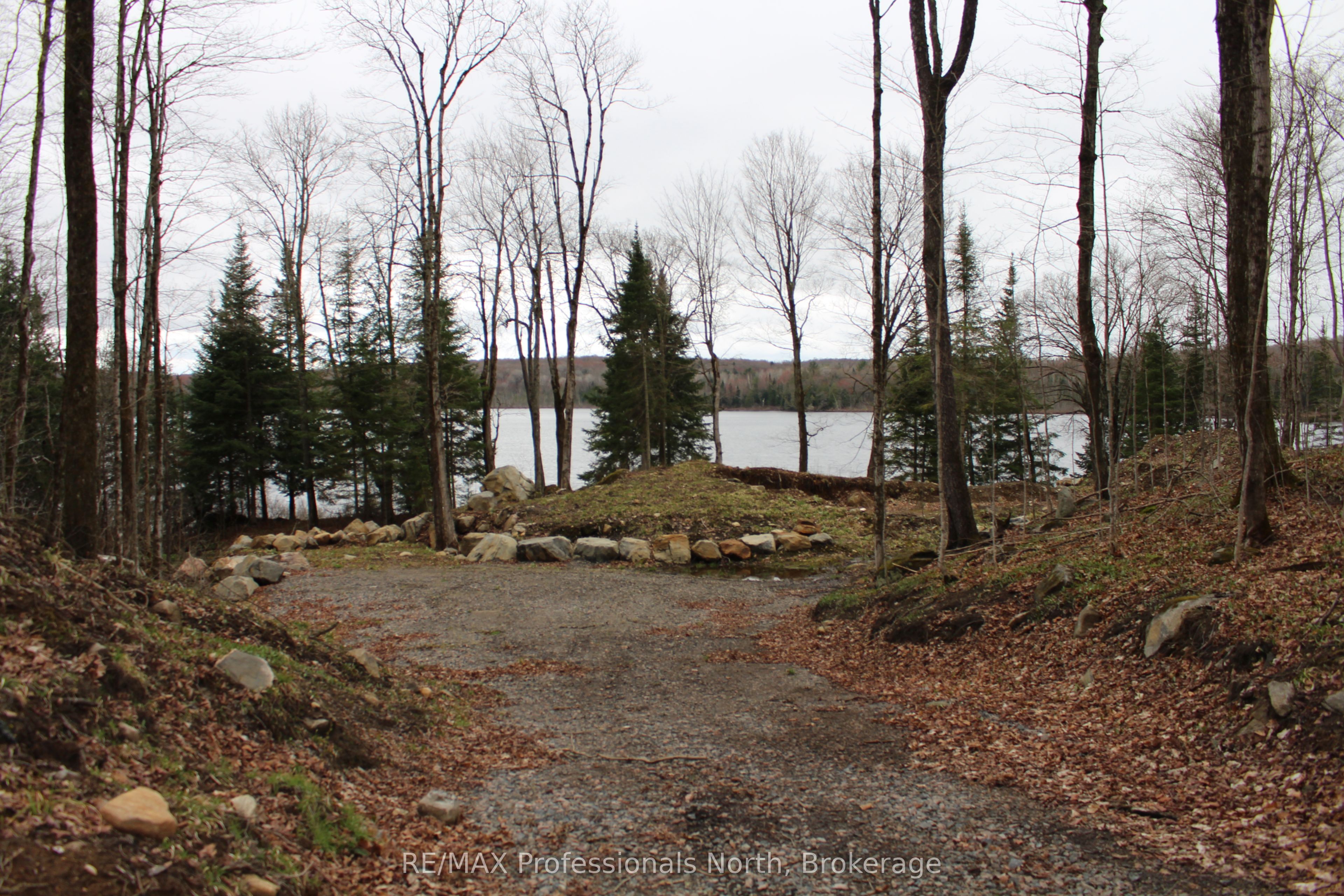 1074 Lowbank Drive Property Photo