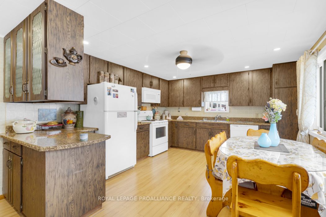 35 John Street Property Photo 4