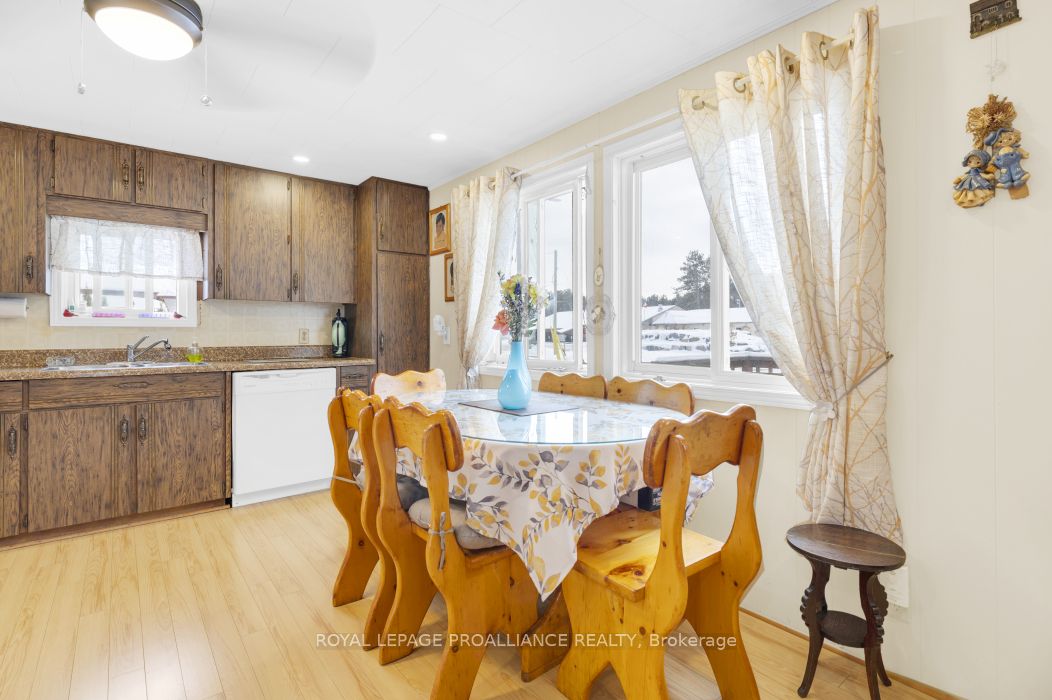 35 John Street Property Photo 5