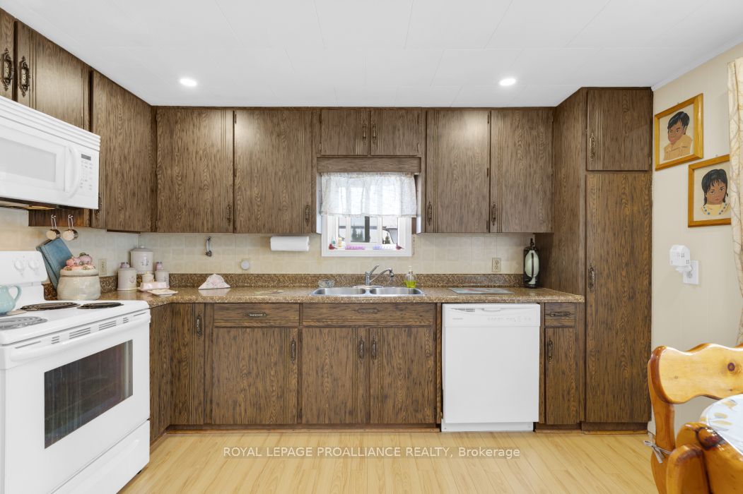 35 John Street Property Photo 7