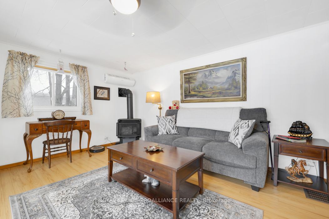 35 John Street Property Photo 11