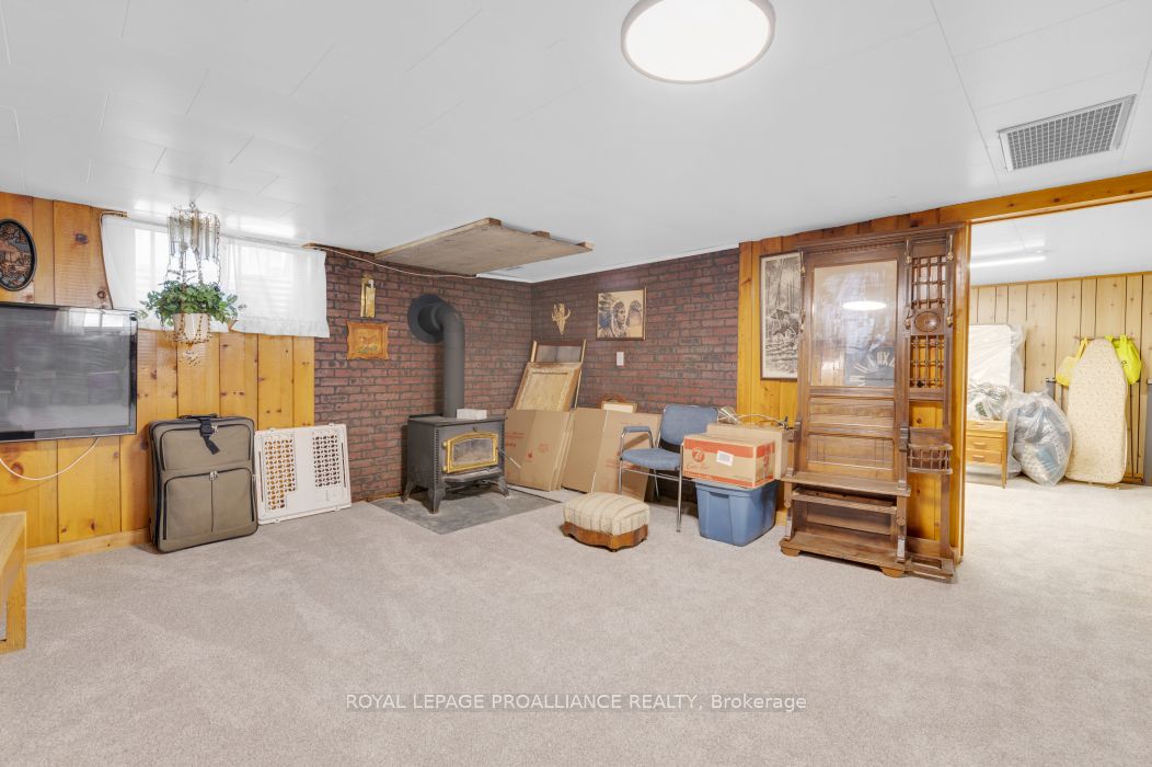 35 John Street Property Photo 19