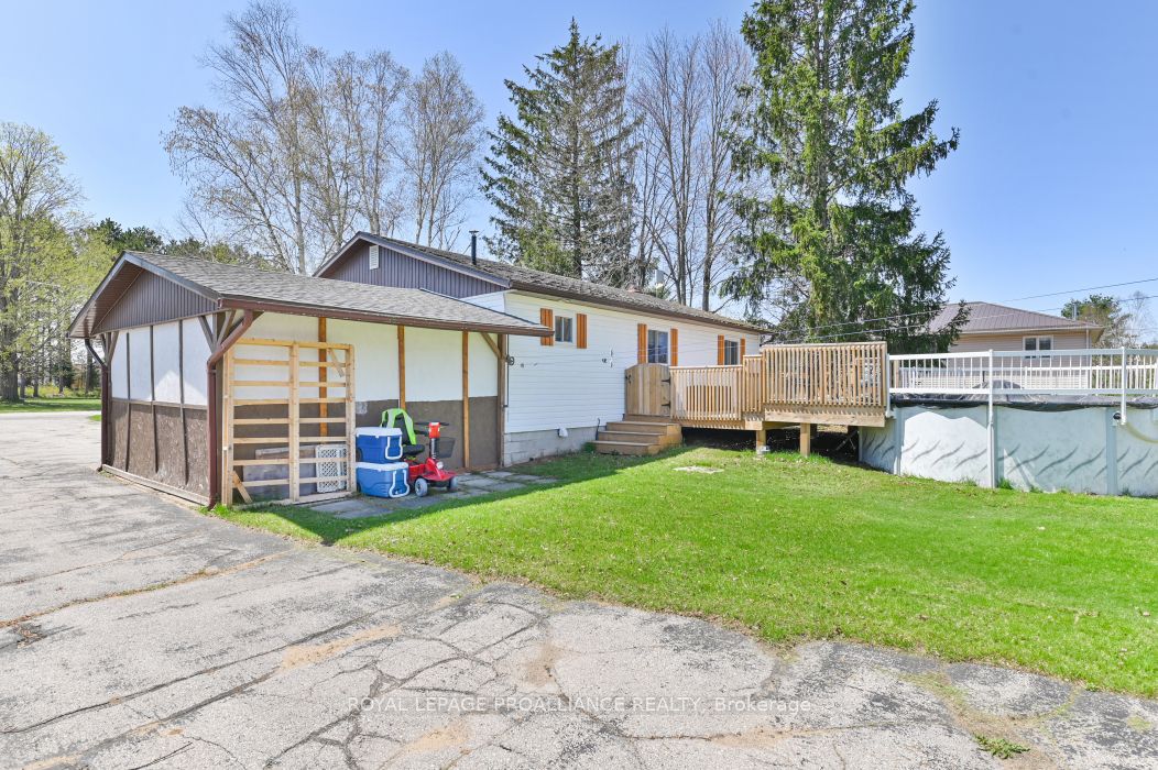 35 John Street Property Photo 34
