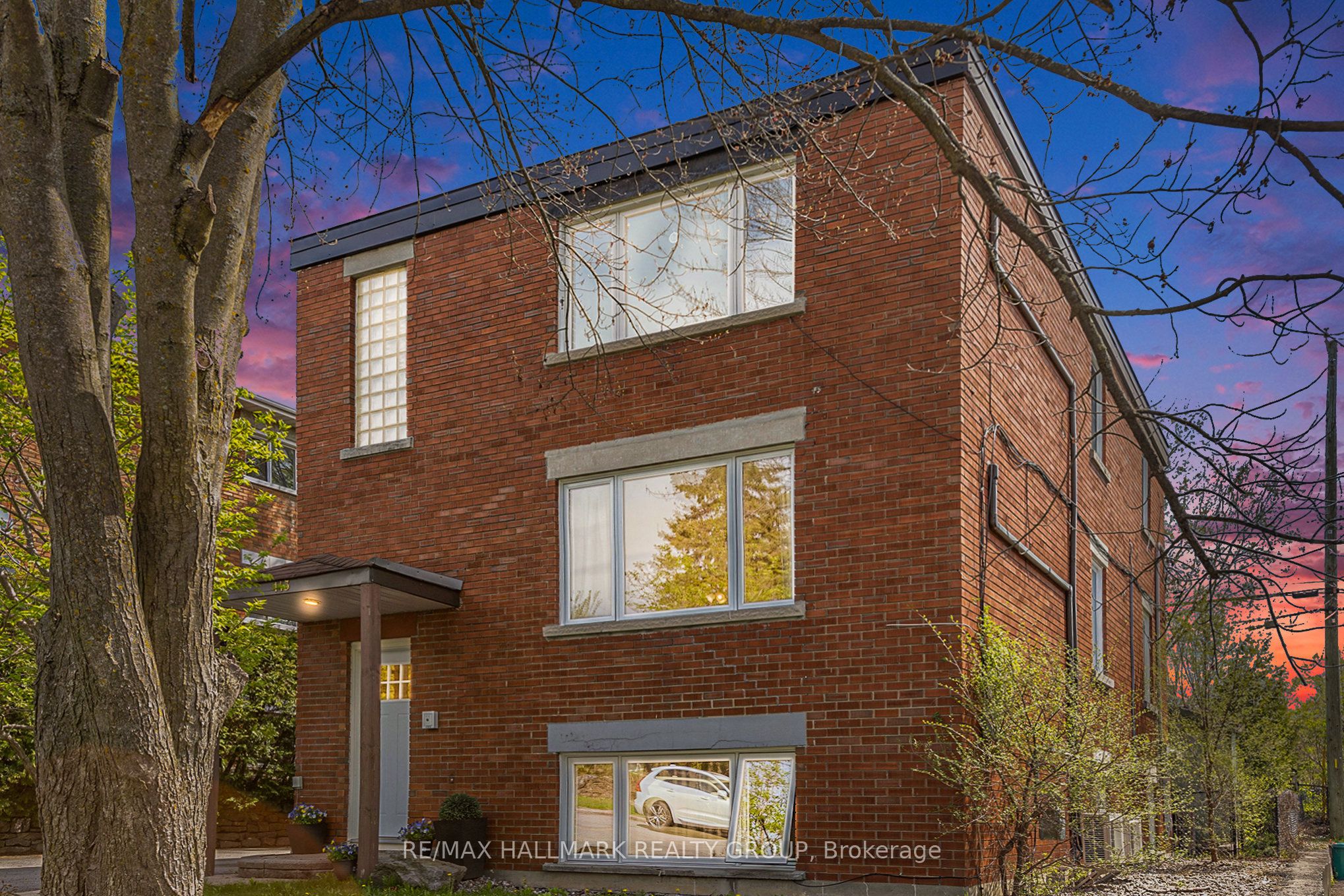 143 Granville Street Property Photo 1