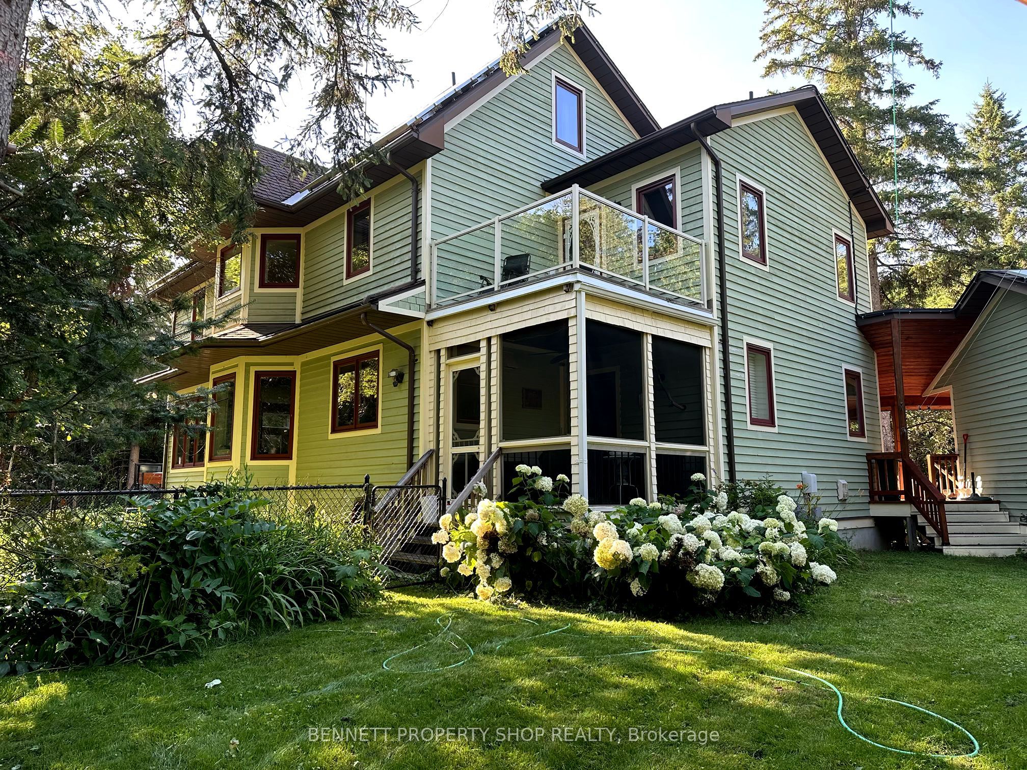 104 Deerwood Drive Property Photo