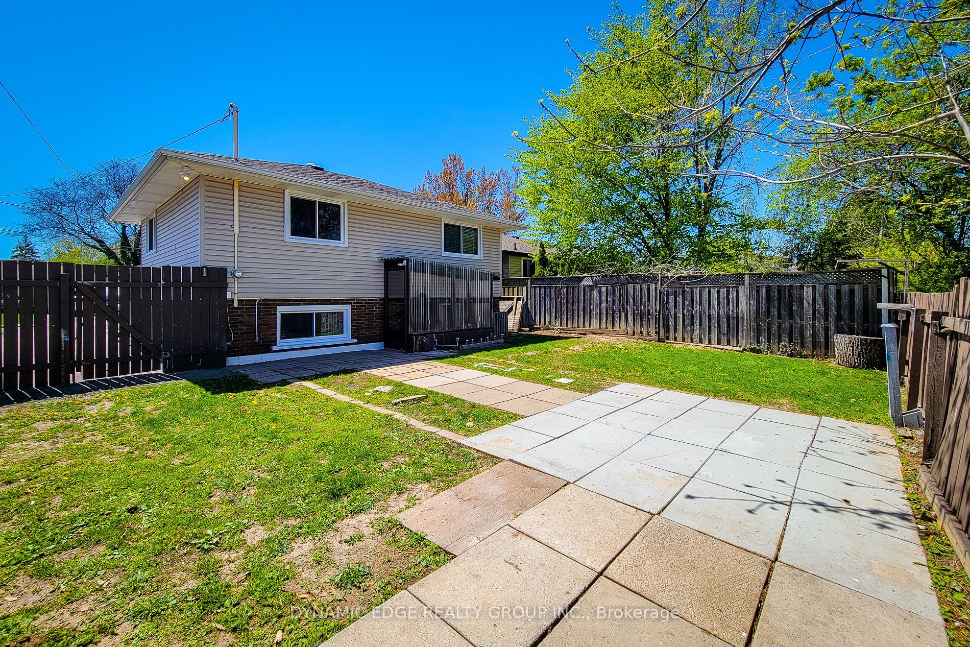 100 Mountain Avenue Property Photo 4