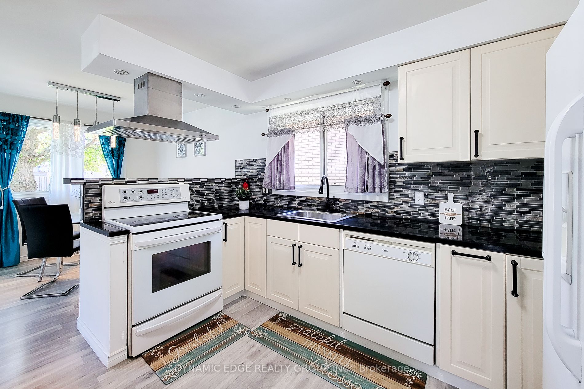 100 Mountain Avenue Property Photo 15