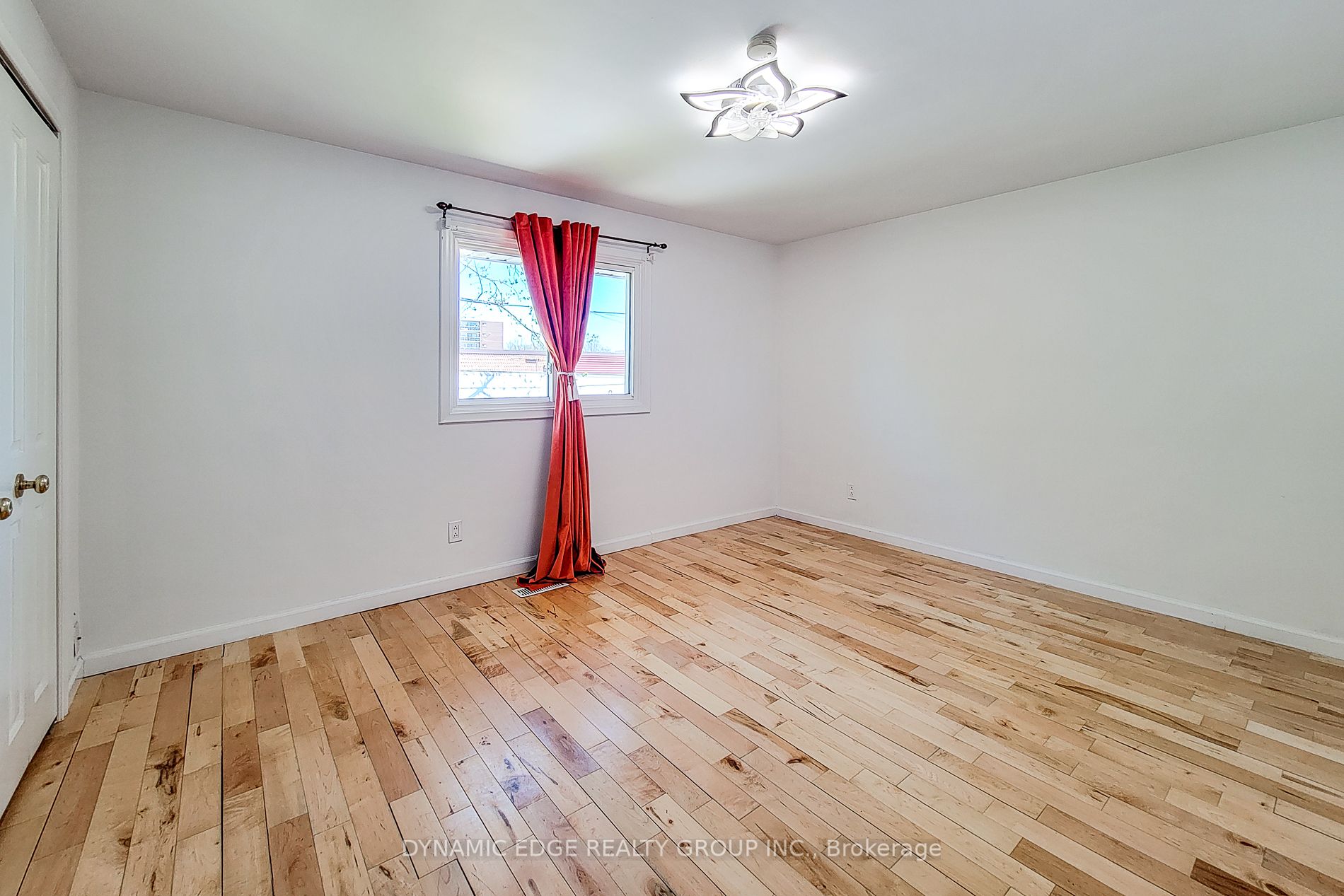 100 Mountain Avenue Property Photo 24