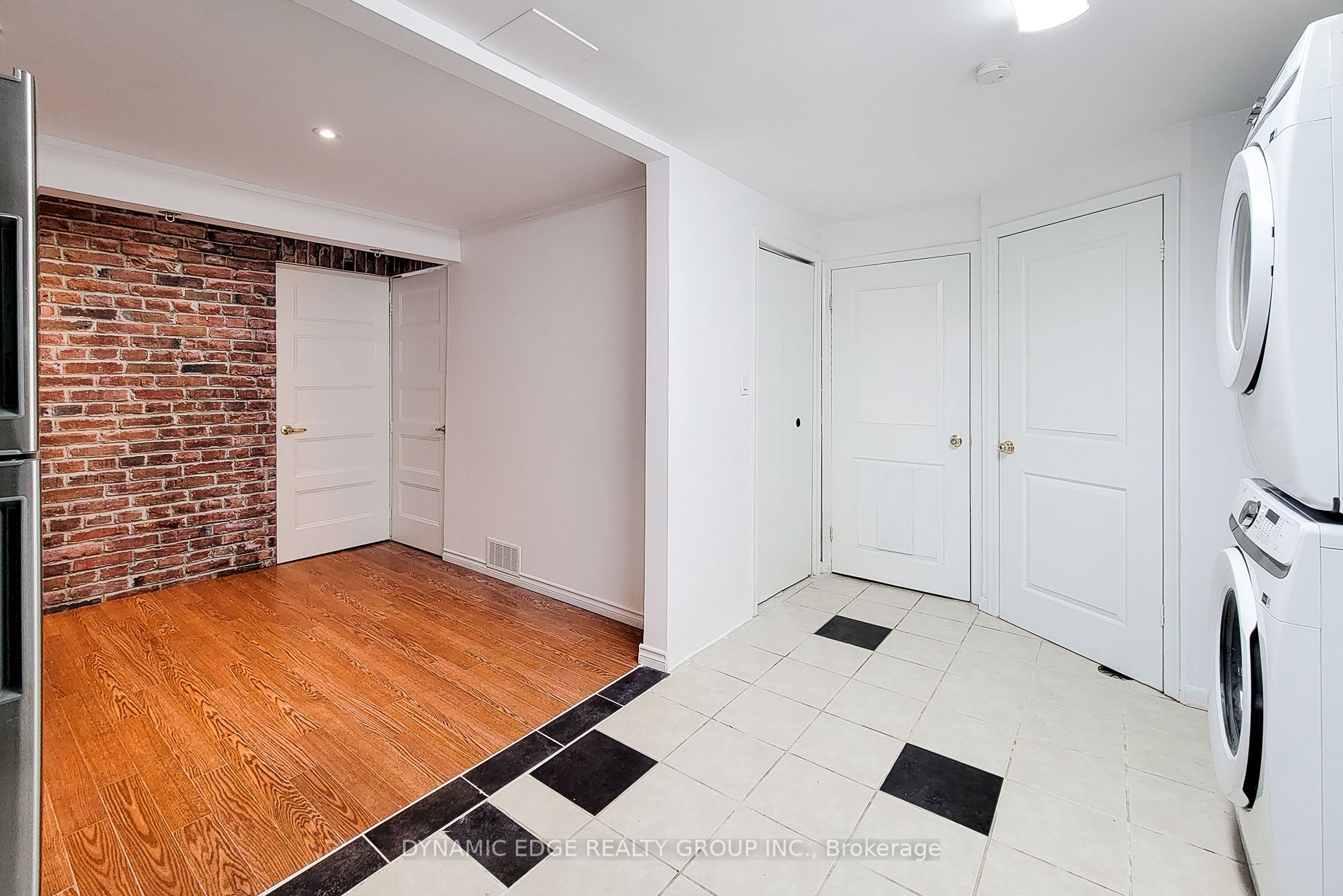 100 Mountain Avenue Property Photo 34