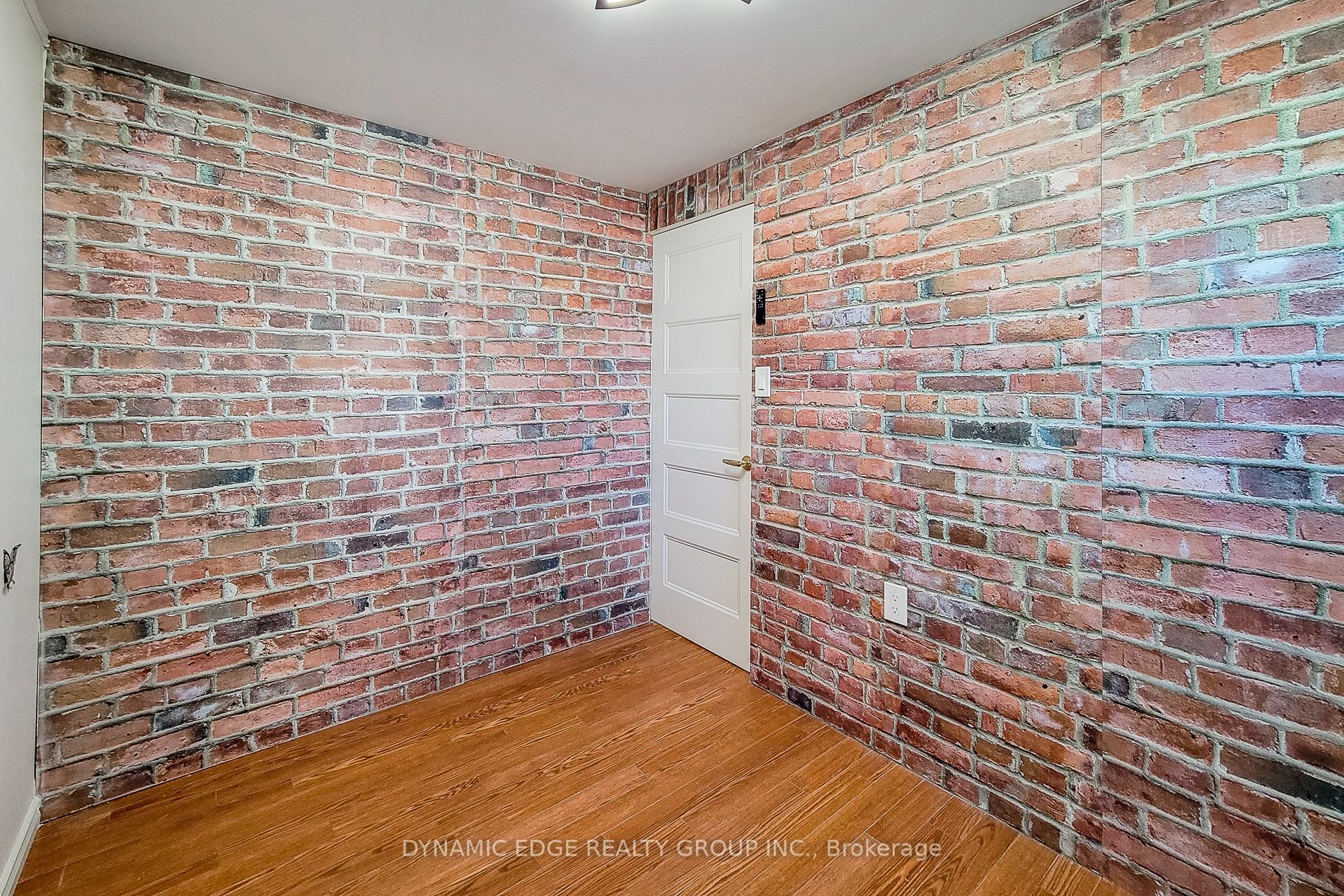 100 Mountain Avenue Property Photo 40
