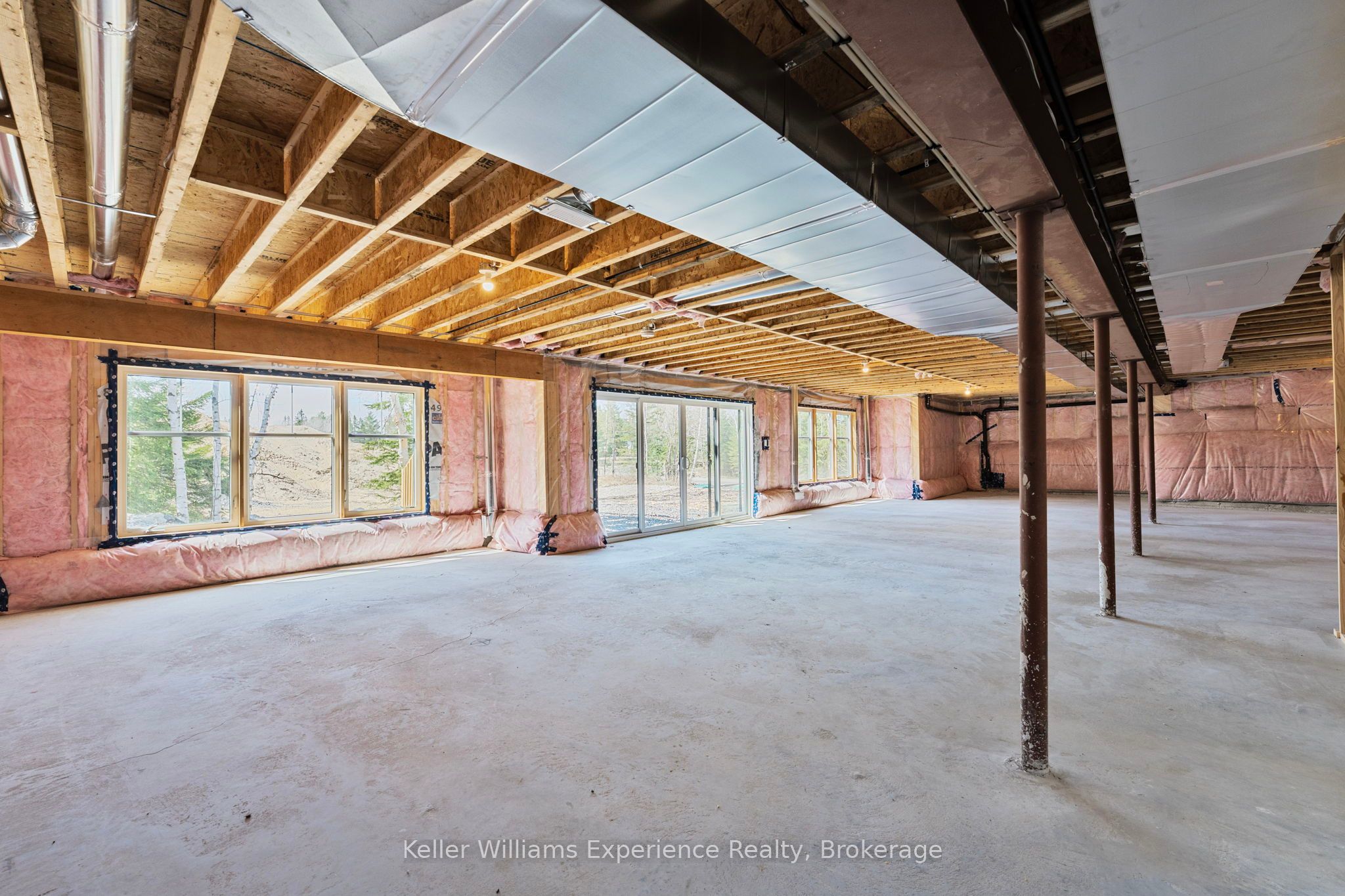 #85 - 1016 Pondview Court Property Photo 28