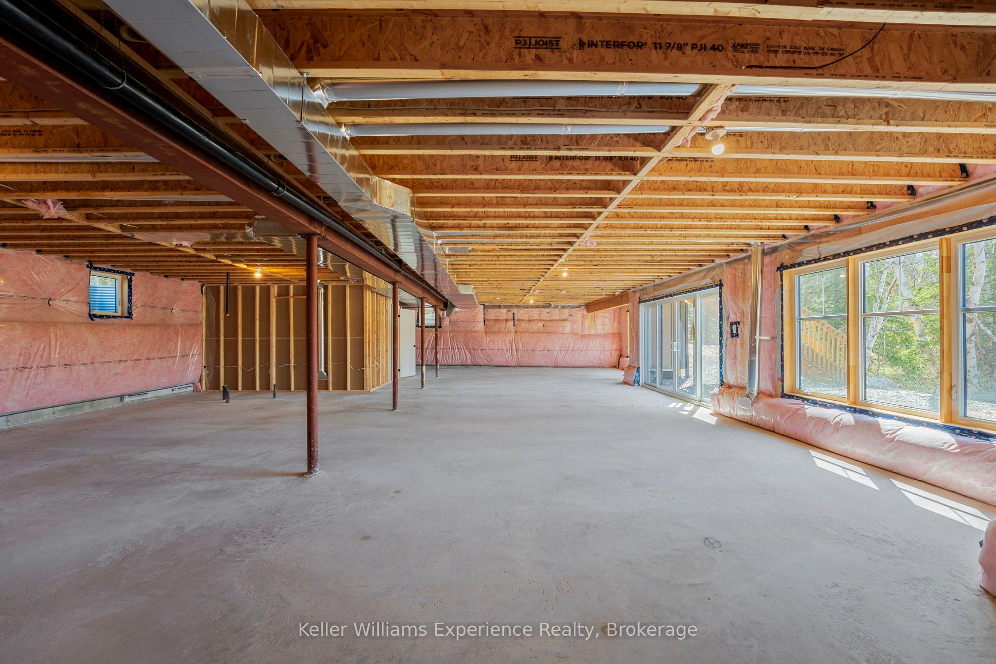 #85 - 1016 Pondview Court Property Photo 29