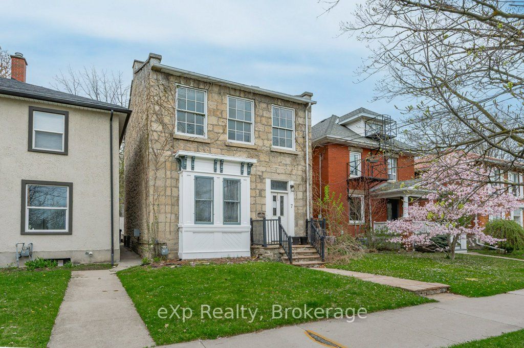 7 Waterloo Avenue Property Photo 4
