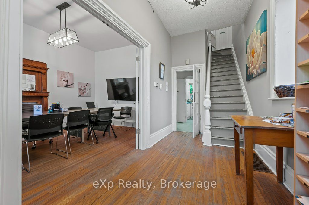 7 Waterloo Avenue Property Photo 11