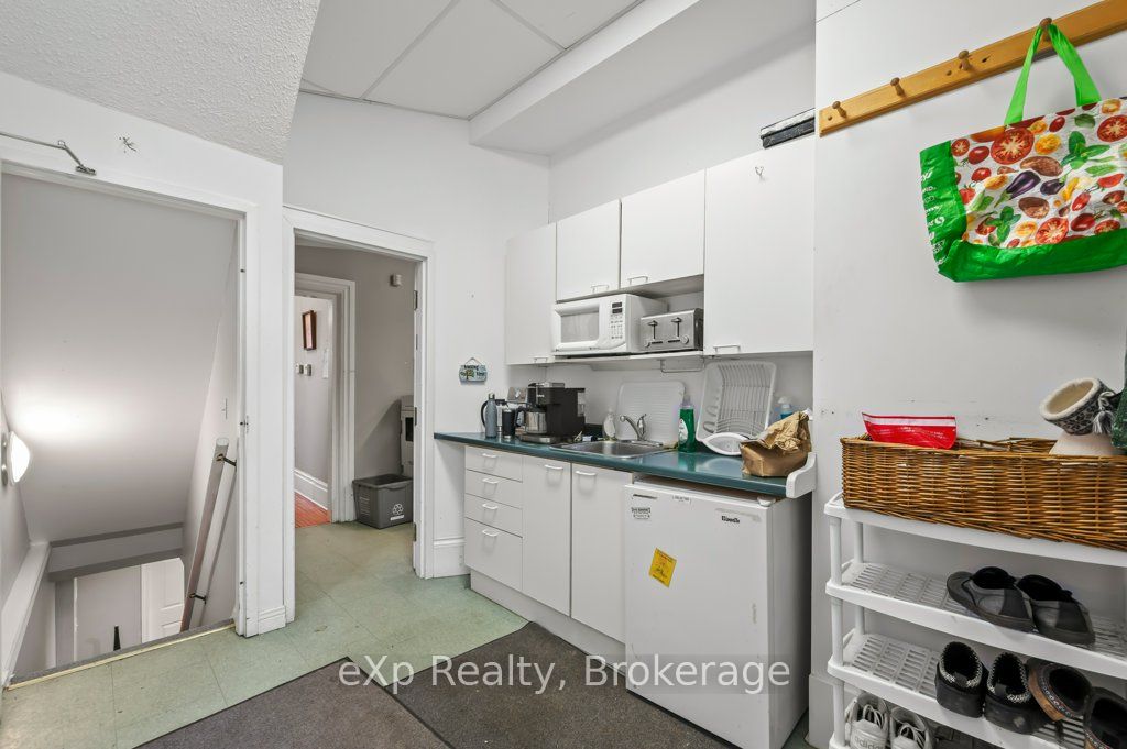 7 Waterloo Avenue Property Photo 20