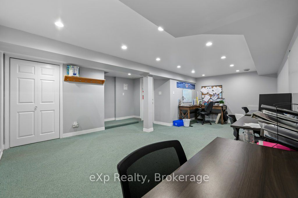 7 Waterloo Avenue Property Photo 32