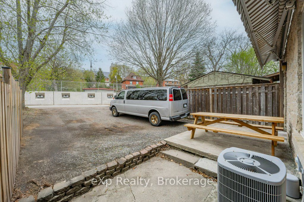 7 Waterloo Avenue Property Photo 41