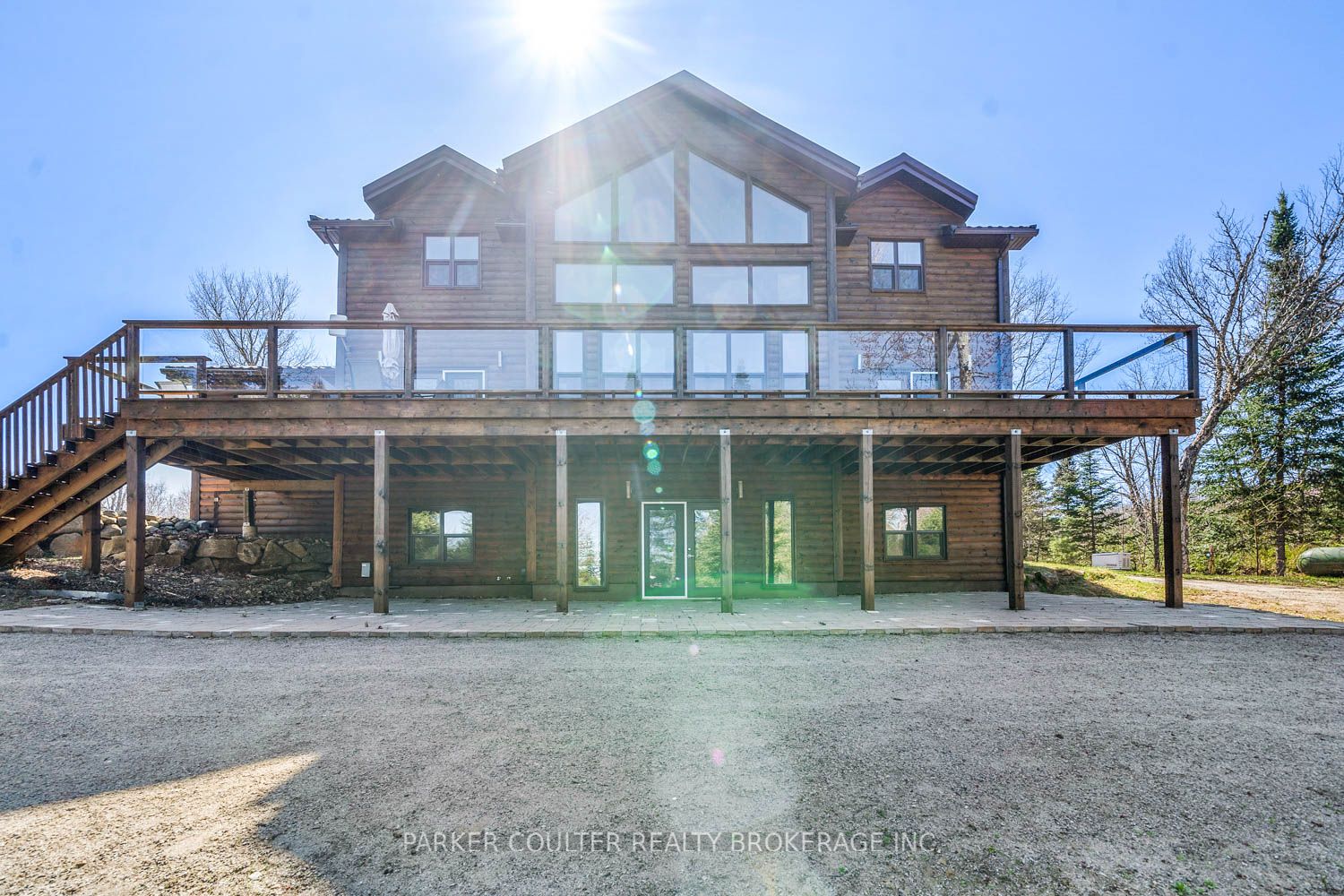 390 Pinegrove Rd Property Photo 1