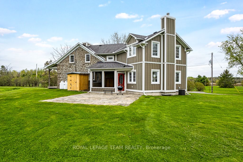 1285 Craig Road Property Photo 4