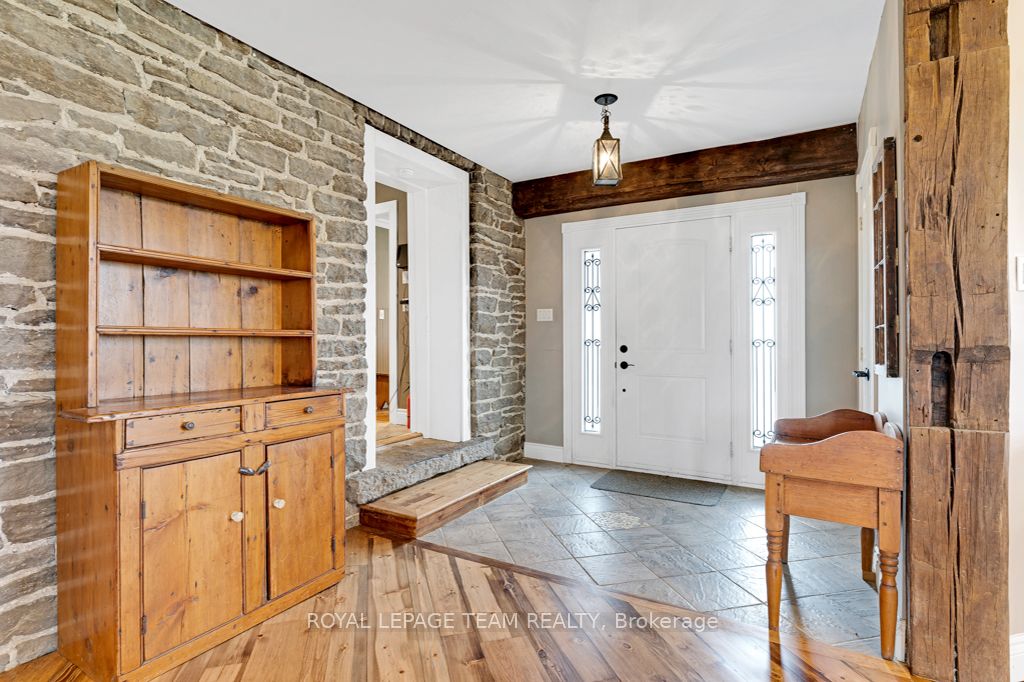 1285 Craig Road Property Photo 7