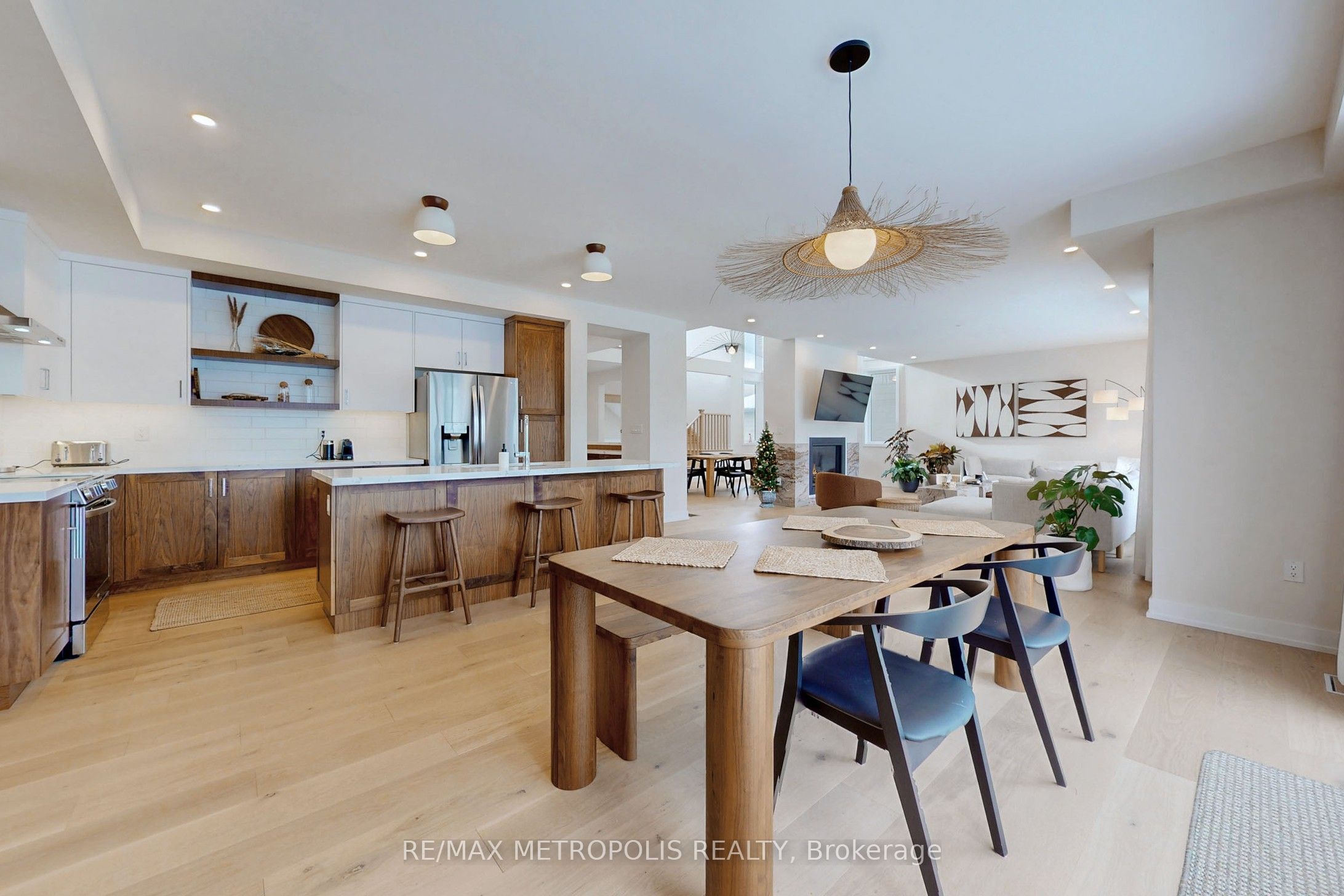 104 Stoneleigh Drive Property Photo 12