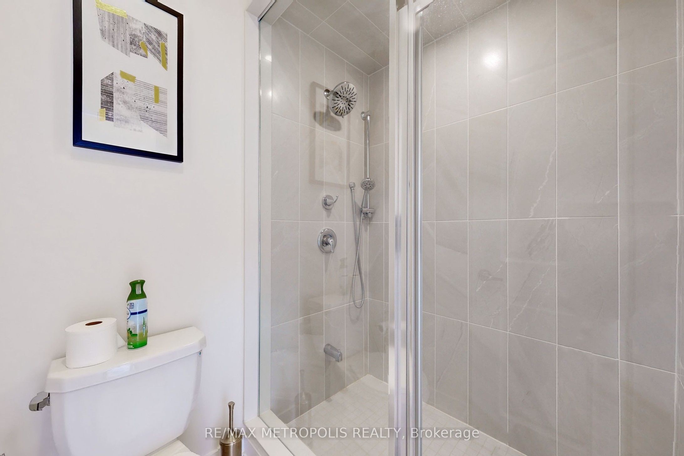 104 Stoneleigh Drive Property Photo 32