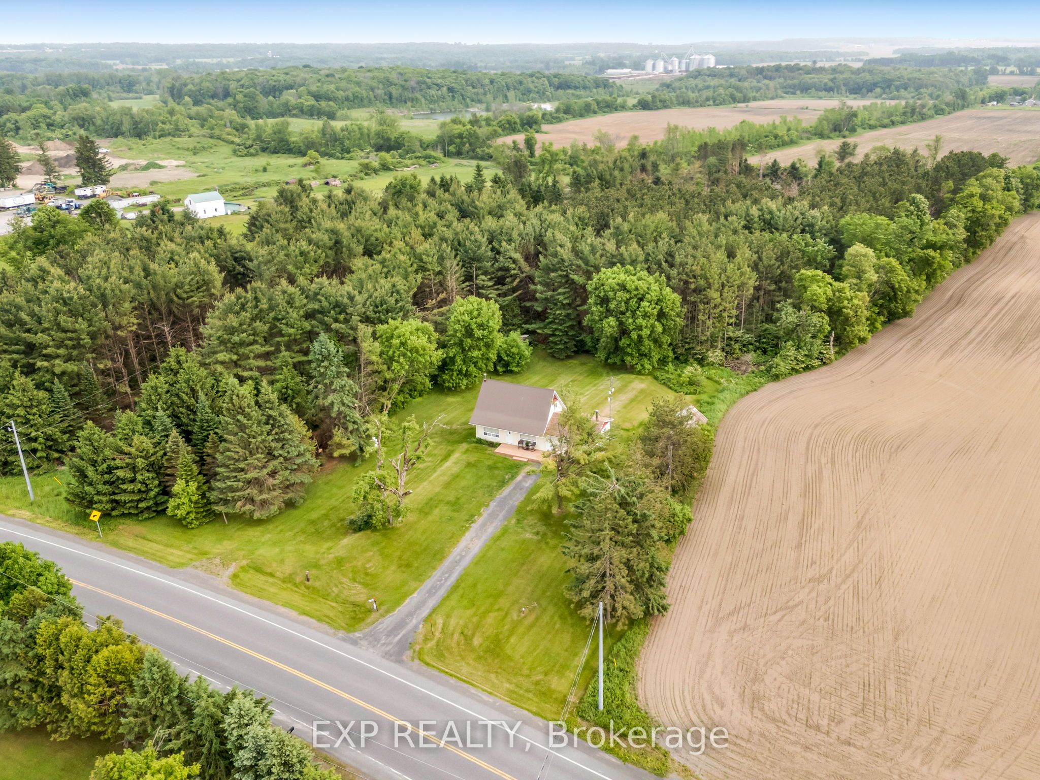 330 Concession 1 Road Property Photo 4
