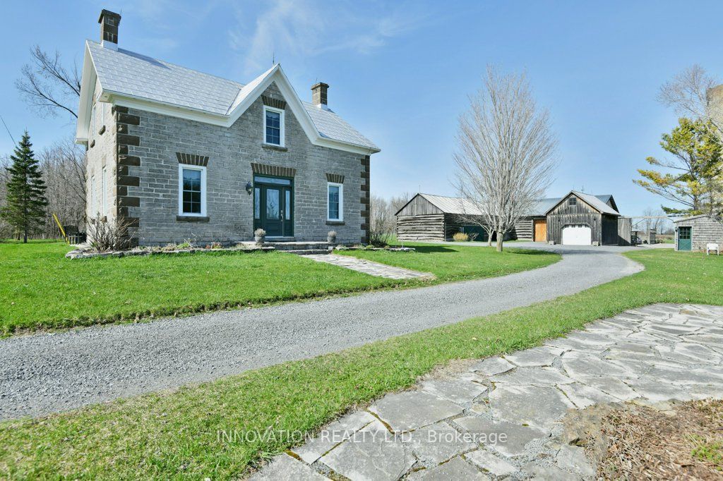 1348 Derry Side Road Property Photo