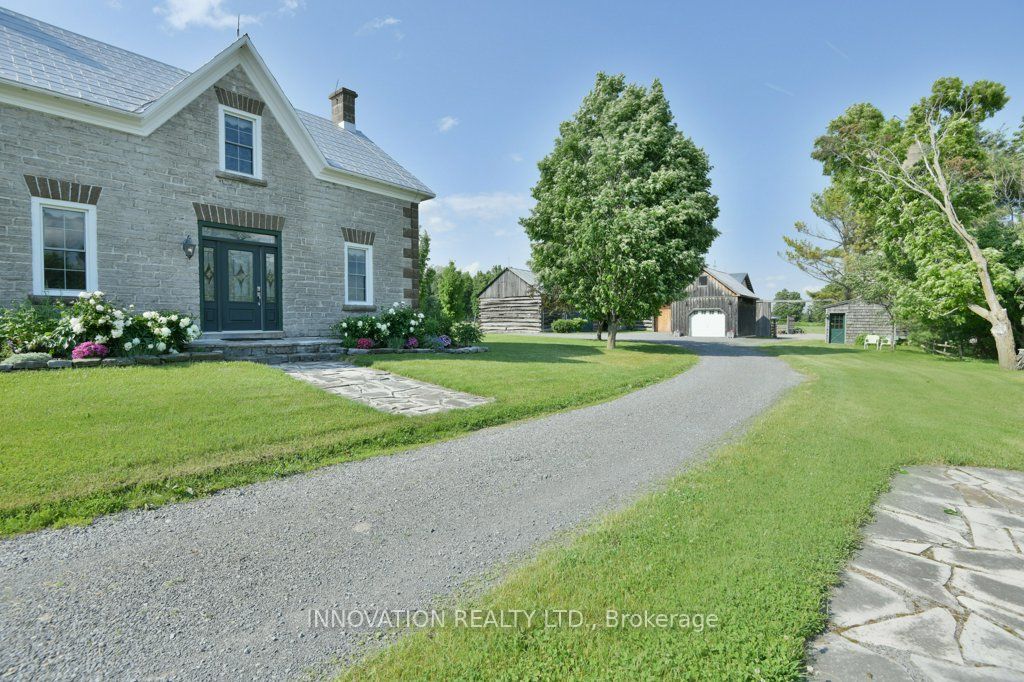 1348 Derry Side Road Property Photo 1