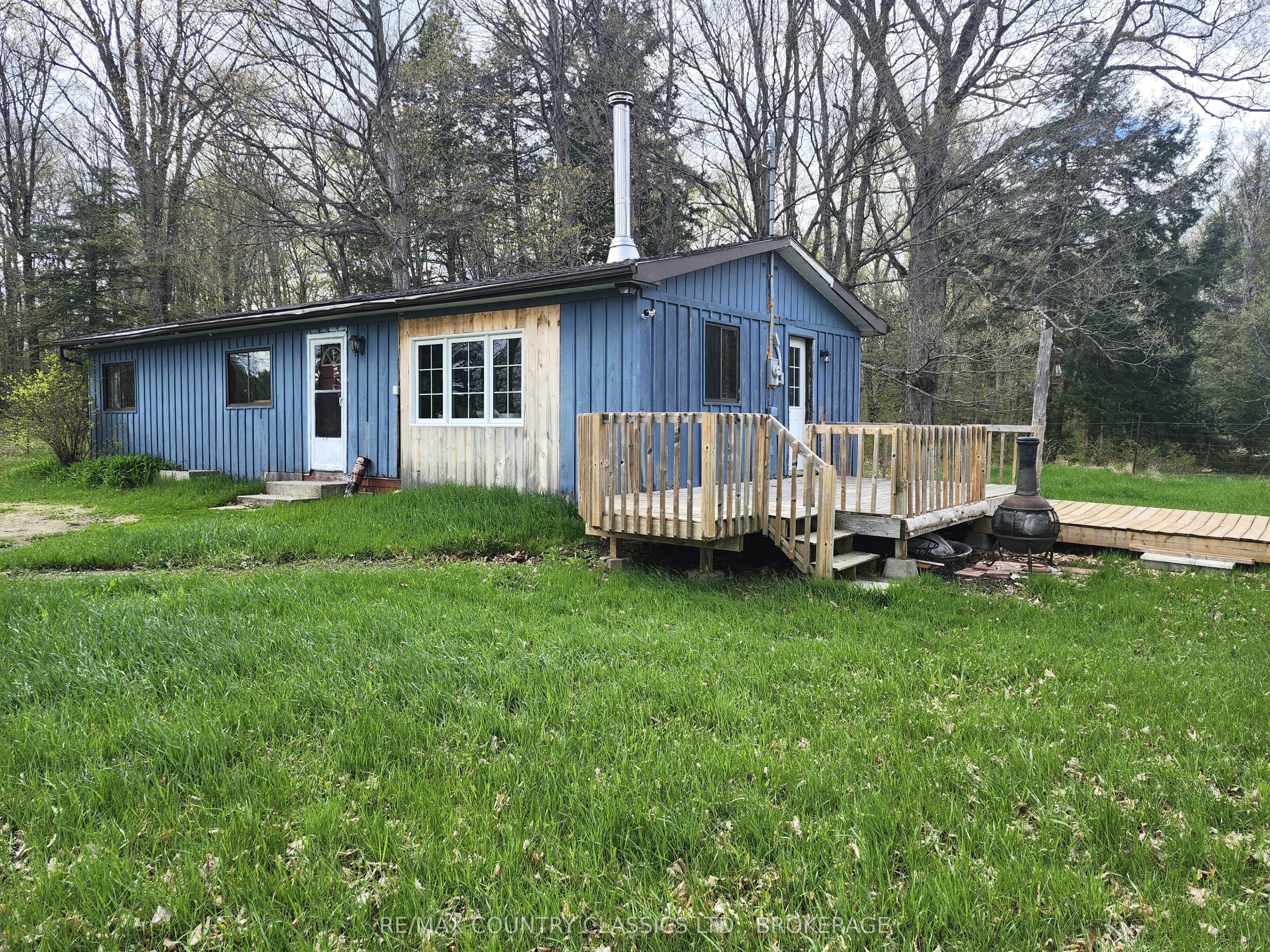 5853 Hwy 506 Property Photo