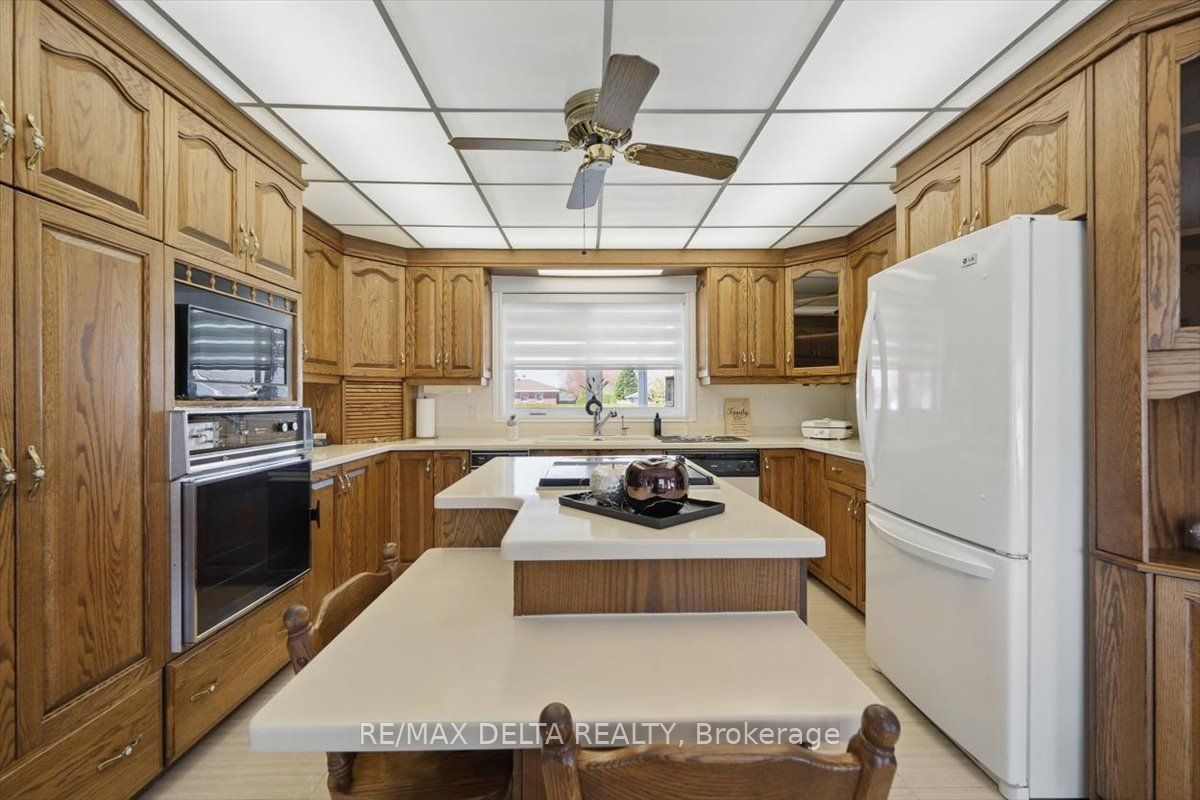 3 Maisonneuve St Property Photo 8