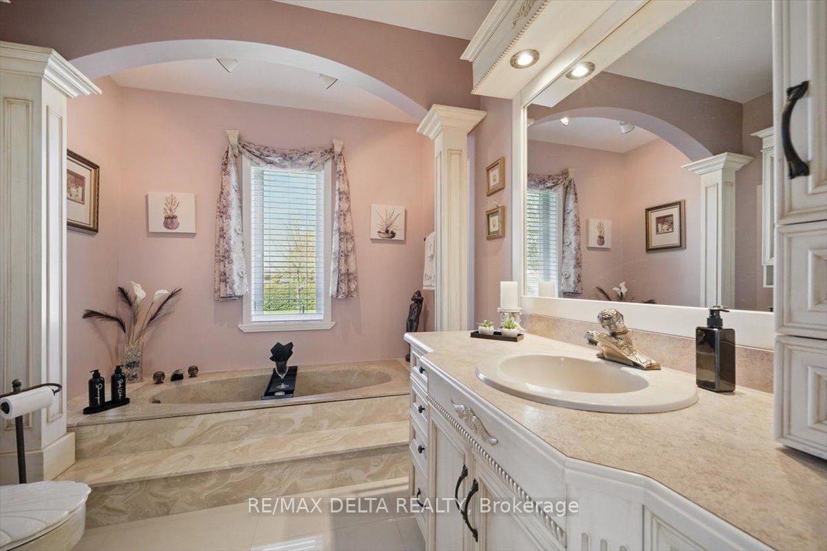 3 Maisonneuve St Property Photo 15