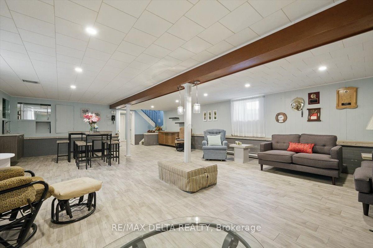 3 Maisonneuve St Property Photo 21