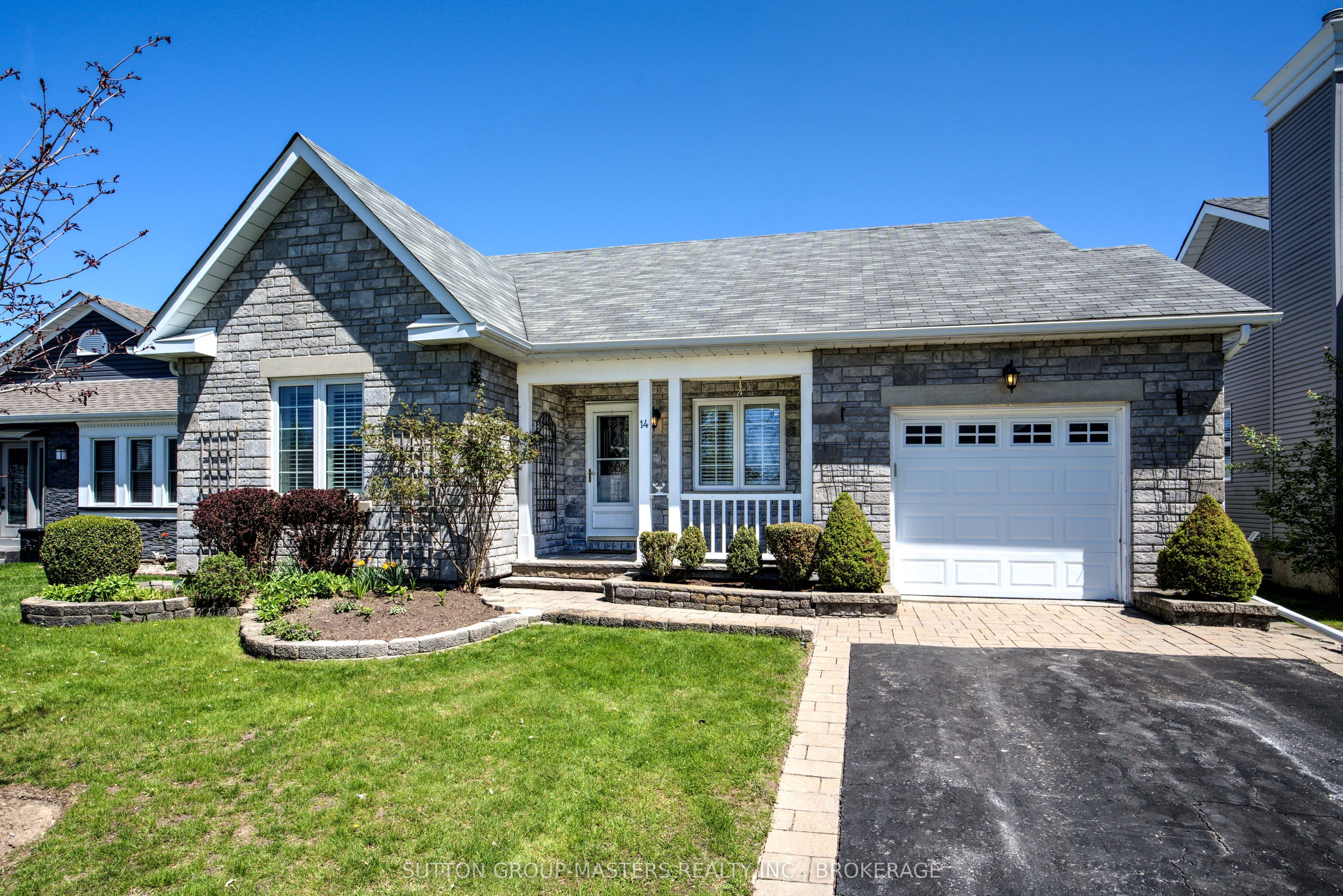 14 Abbey Dawn Drive Property Photo 1