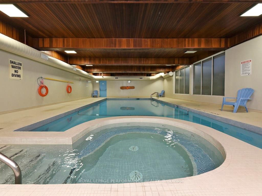 #1701 - 470 Laurier Avenue Property Photo 28