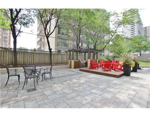 #1701 - 470 Laurier Avenue Property Photo 29