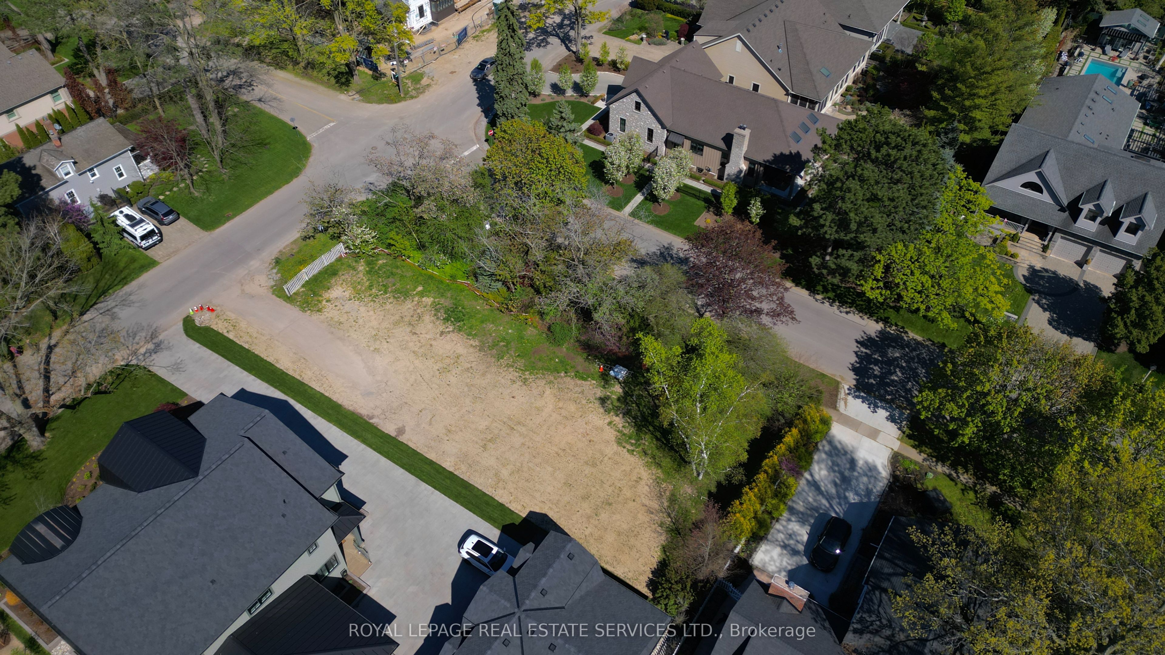 380 Johnson St Property Photo 2