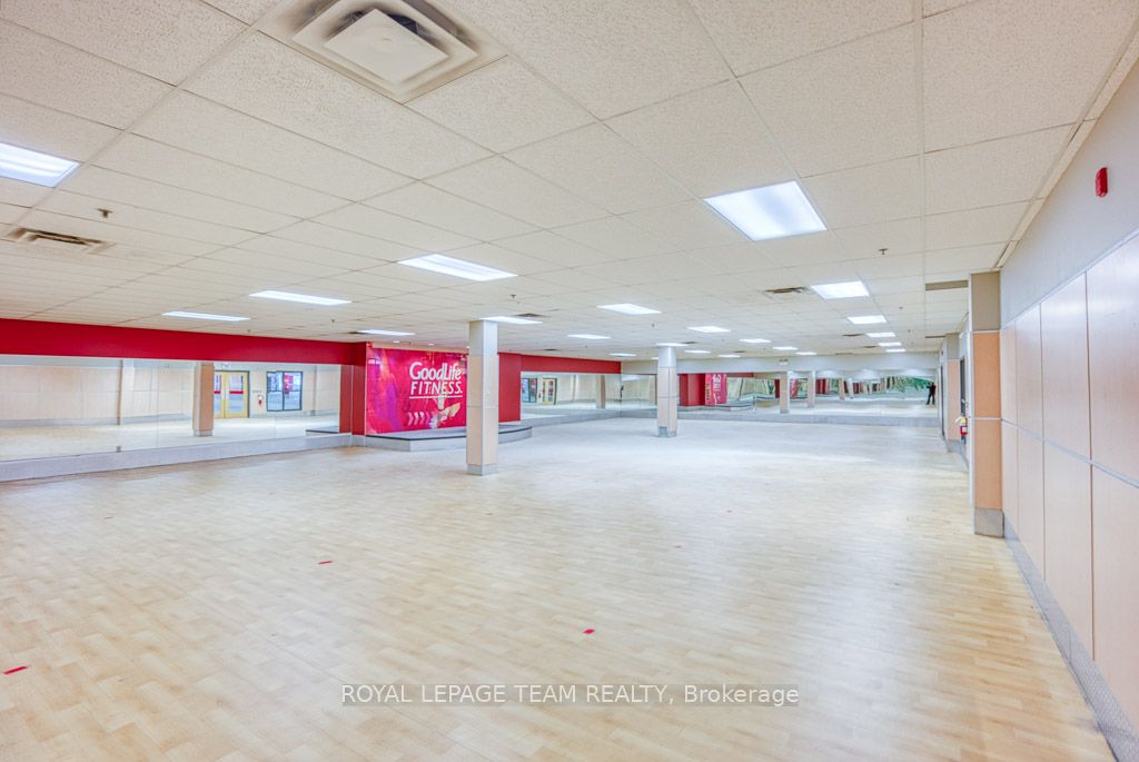 #g17 - 484 Hazeldean Road Property Photo 14