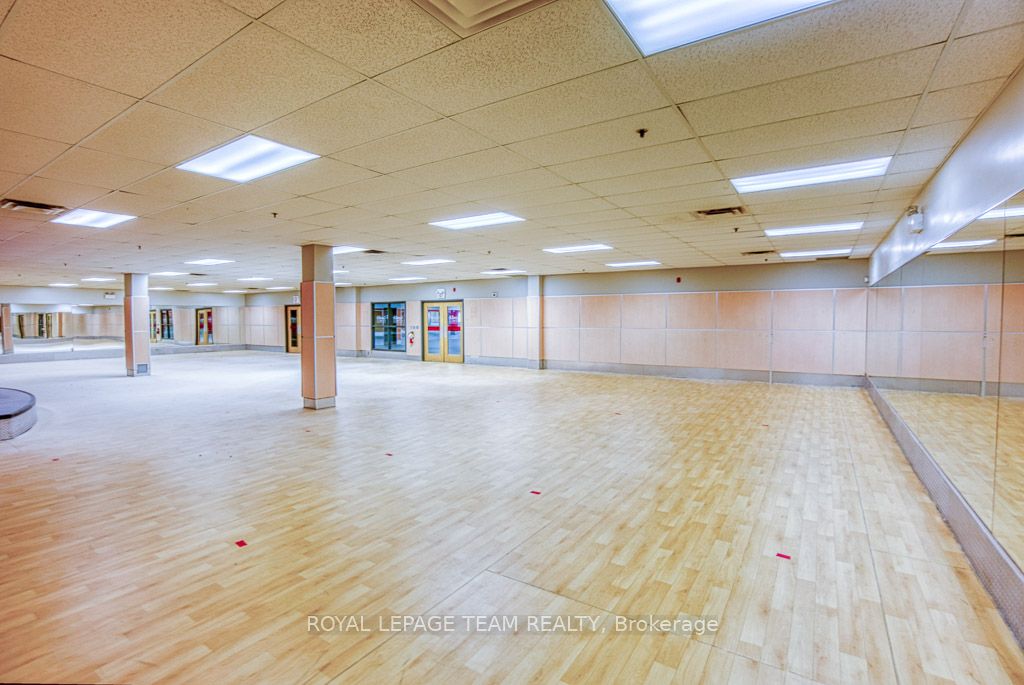 #g17 - 484 Hazeldean Road Property Photo 15