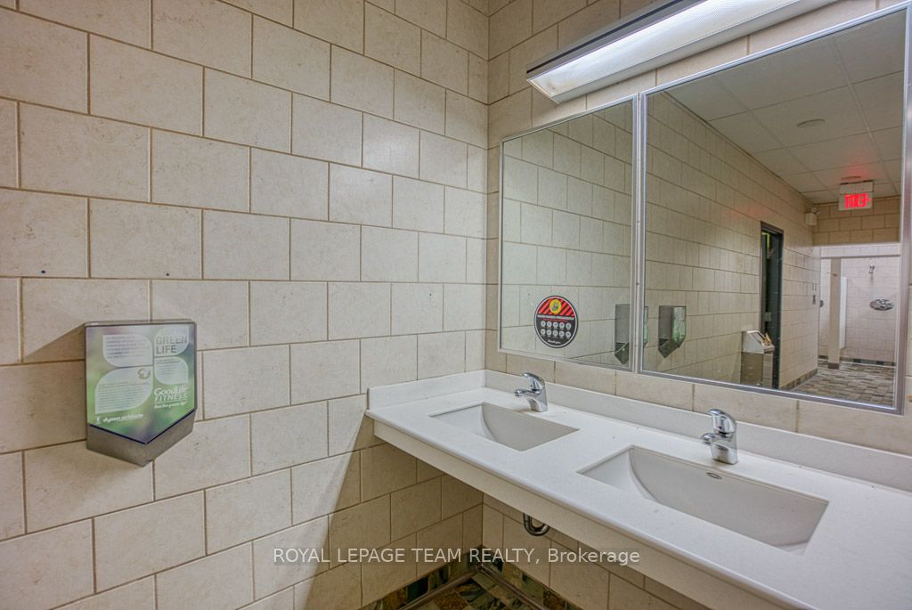 #g17 - 484 Hazeldean Road Property Photo 26